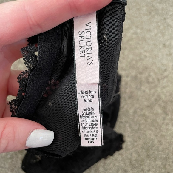 ✨Set of 3 ✨ Victoria Secret Bras - Picture 4 of 4